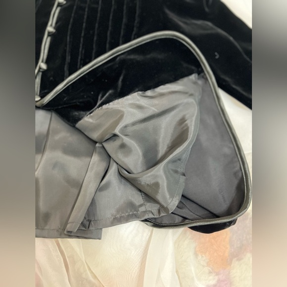 Lafayette 148 New York NWT Black Velvet Silk Bell Sleeve Blazer Jacket MSRP $498 - Picture 15 of 16